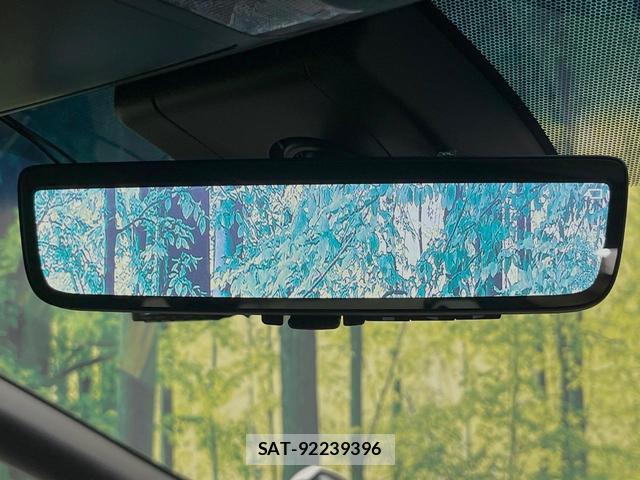 Toyota ALPHARD 2021-04 8363559-5