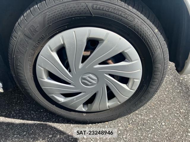 Suzuki ALTO 2015-02 8361674-5
