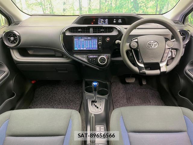 Toyota AQUA 2017-09 8360525-1