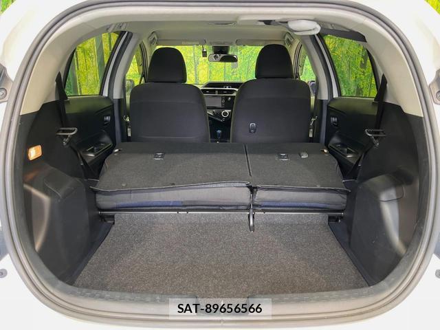 Toyota AQUA 2017-09 8360525-9