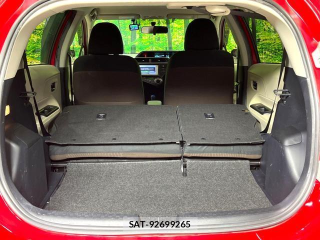 Toyota AQUA 2014-03 8360794-10