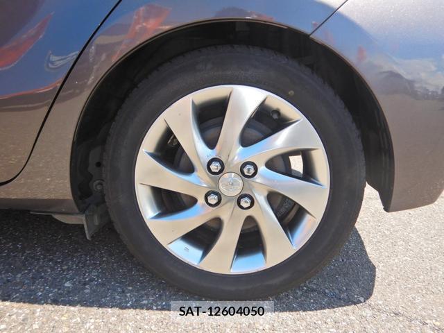 Toyota AQUA 2015-12 8360814-12