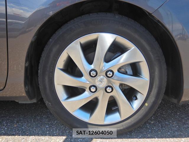 Toyota AQUA 2015-12 8360814-7