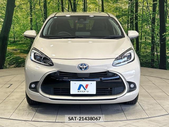 Toyota AQUA 2022-01 8360917-13