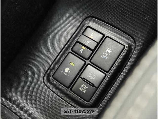 Toyota AQUA 2019-08 8361040-11