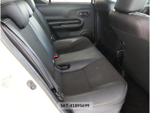 Toyota AQUA 2019-08 8361040-14