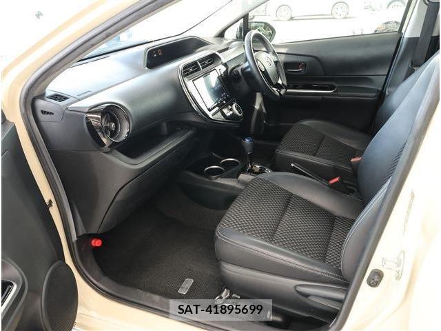 Toyota AQUA 2019-08 8361040-15