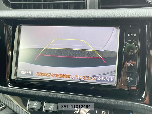 Toyota AQUA 2016-04 8361070-3