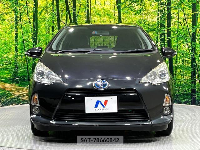 Toyota AQUA 2014-10 8361525-15