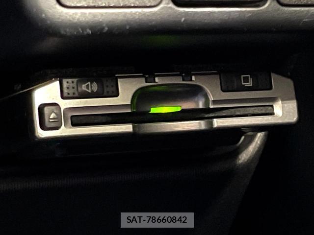 Toyota AQUA 2014-10 8361525-4