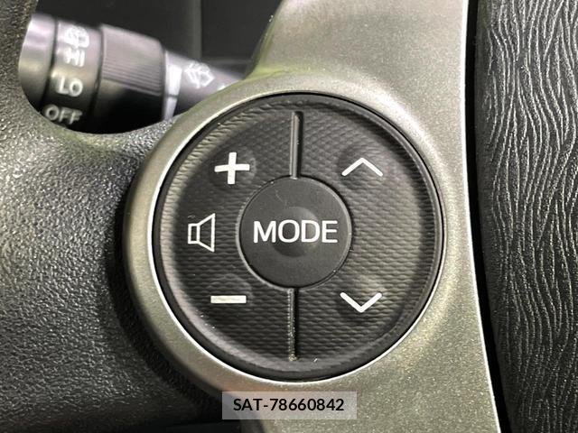 Toyota AQUA 2014-10 8361525-7
