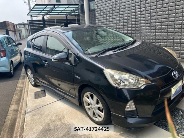 Toyota AQUA 2013-07 8361659-0