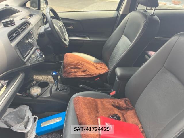 Toyota AQUA 2013-07 8361659-9