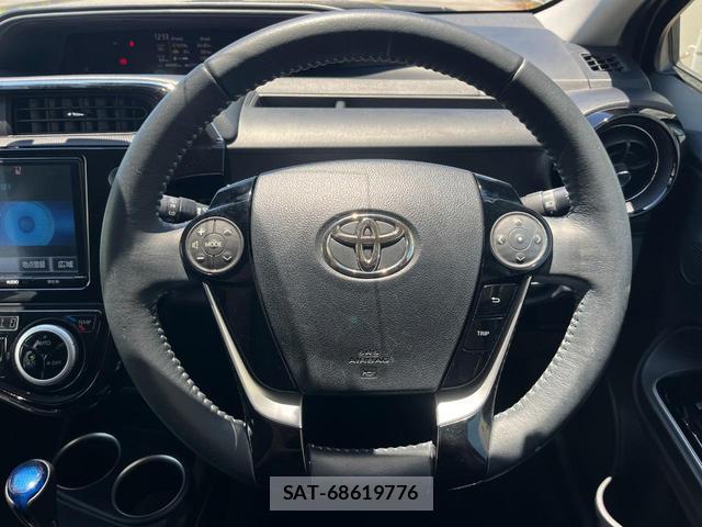 Toyota AQUA 2019-09 8361686-11