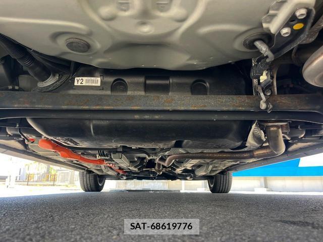 Toyota AQUA 2019-09 8361686-19