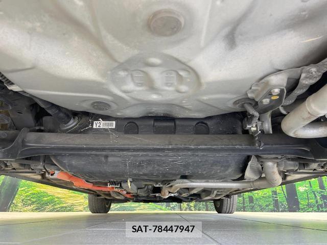 Toyota AQUA 2018-03 8361806-18