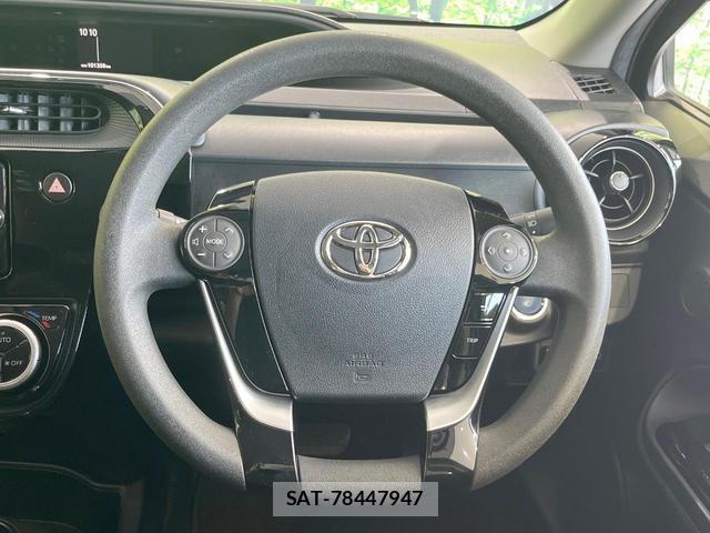 Toyota AQUA 2018-03 8361806-9