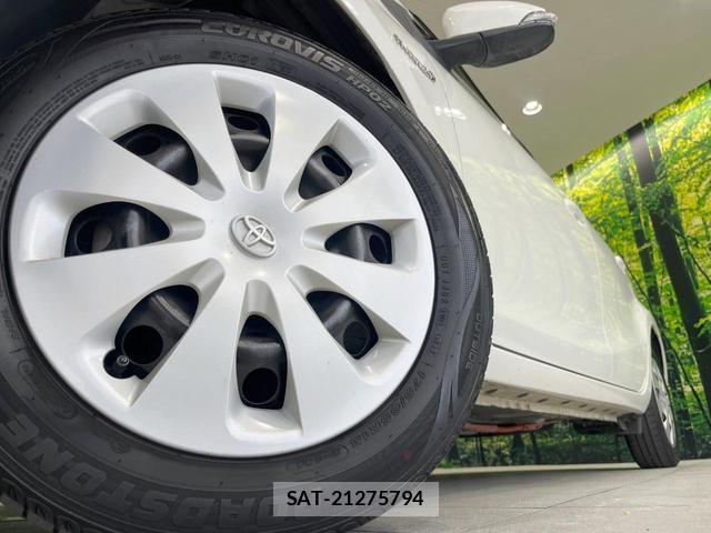 Toyota AQUA 2013-09 8361820-11