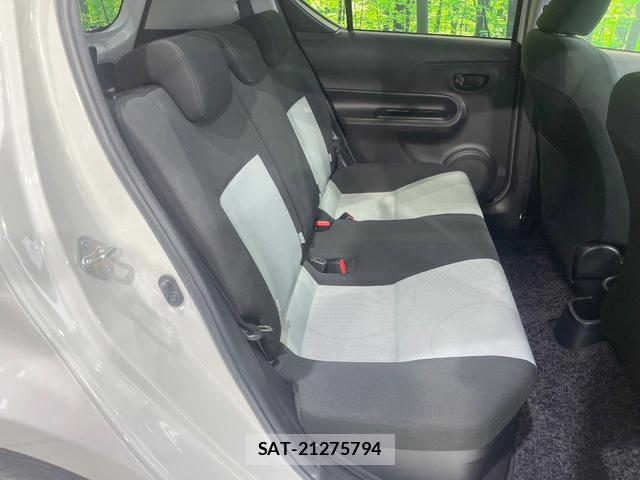 Toyota AQUA 2013-09 8361820-7