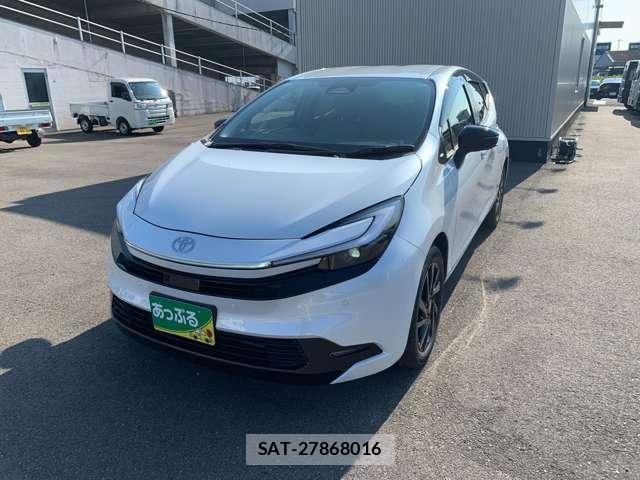 Toyota AQUA 2026-03 8361910-1