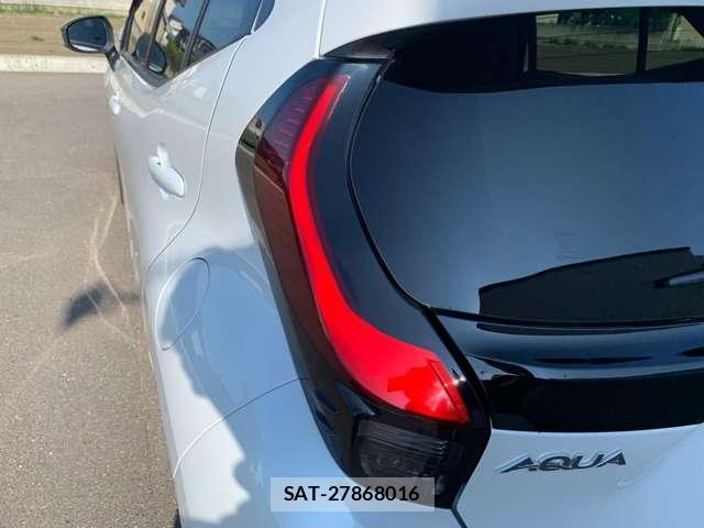 Toyota AQUA 2026-03 8361910-12