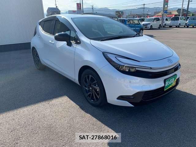Toyota AQUA 2026-03 8361910-3