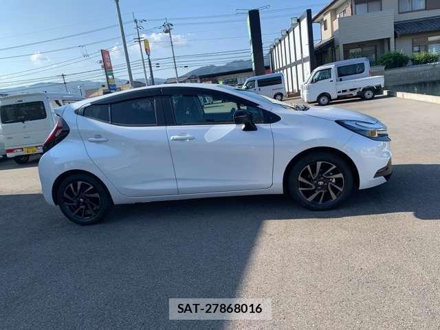 Toyota AQUA 2026-03 8361910-4