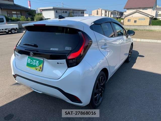 Toyota AQUA 2026-03 8361910-5