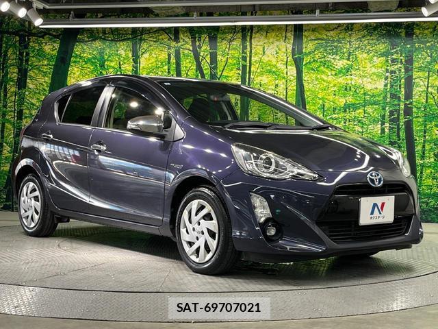 Toyota AQUA 2015-08 8361989-15