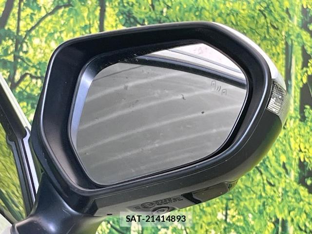 Toyota AQUA 2022-10 8362037-5
