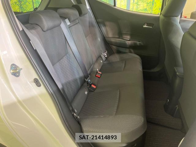 Toyota AQUA 2022-10 8362037-8