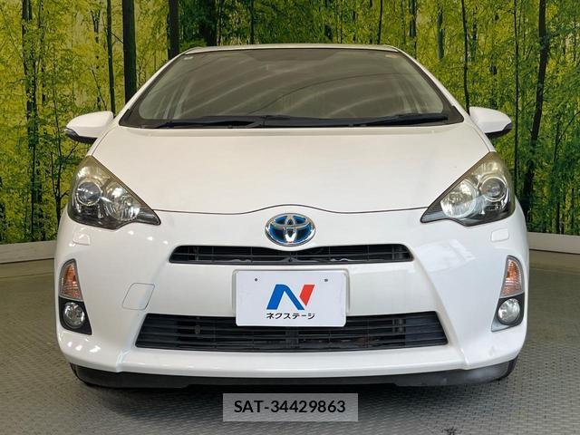 Toyota AQUA 2014-09 8362039-13