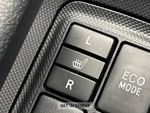 Toyota AQUA 2014-09 8362039-5