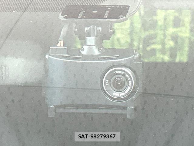Toyota AQUA 2023-10 8362066-4