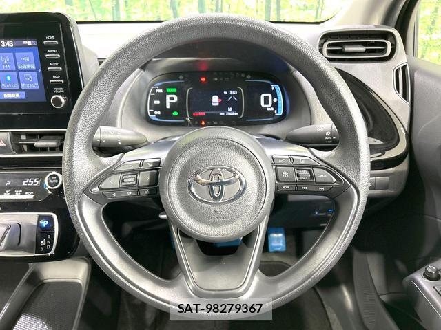 Toyota AQUA 2023-10 8362066-8
