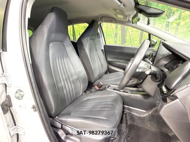 Toyota AQUA 2023-10 8362066-9