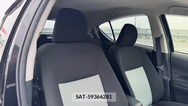 Toyota AQUA 2014-11 8362285-5