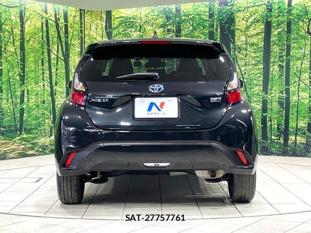 Toyota AQUA 2021-08 8362385-14