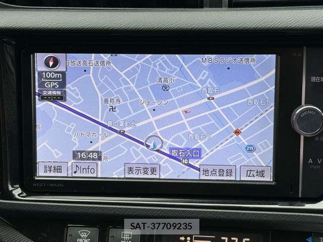 Toyota AQUA 2014-06 8362426-15