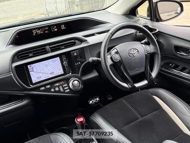 Toyota AQUA 2014-06 8362426-9