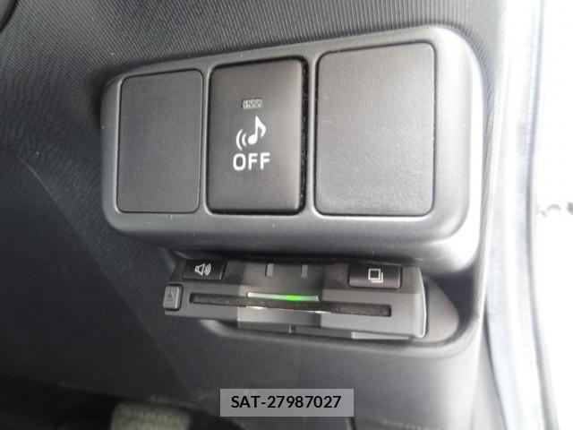 Toyota AQUA 2014-02 8362640-8