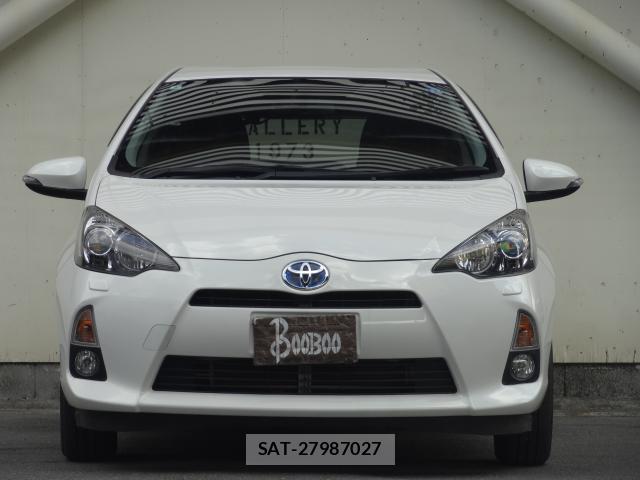 Toyota AQUA 2014-02 8362640-9