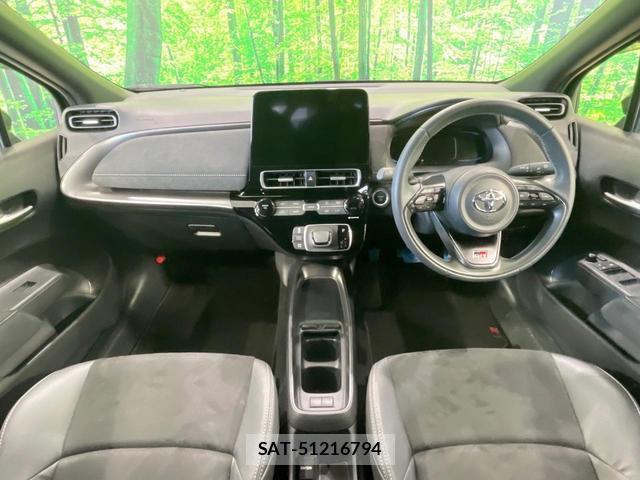 Toyota AQUA 2024-10 8362652-1