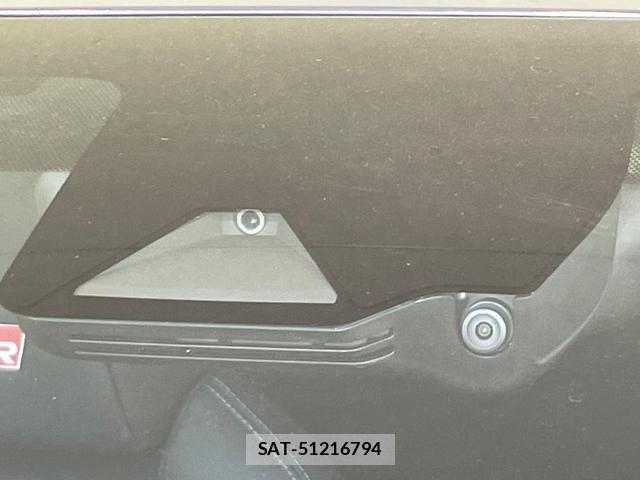 Toyota AQUA 2024-10 8362652-4