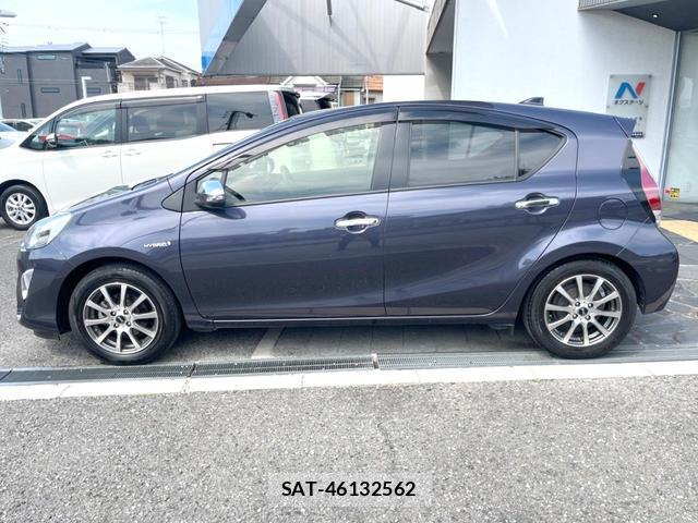 Toyota AQUA 2015-04 8362690-15