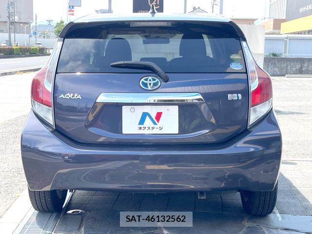 Toyota AQUA 2015-04 8362690-16