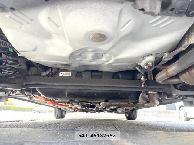 Toyota AQUA 2015-04 8362690-18