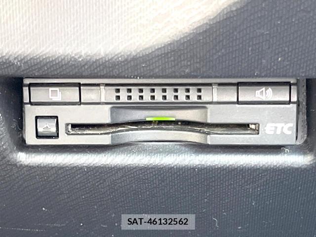 Toyota AQUA 2015-04 8362690-7