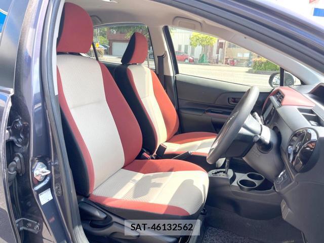 Toyota AQUA 2015-04 8362690-8