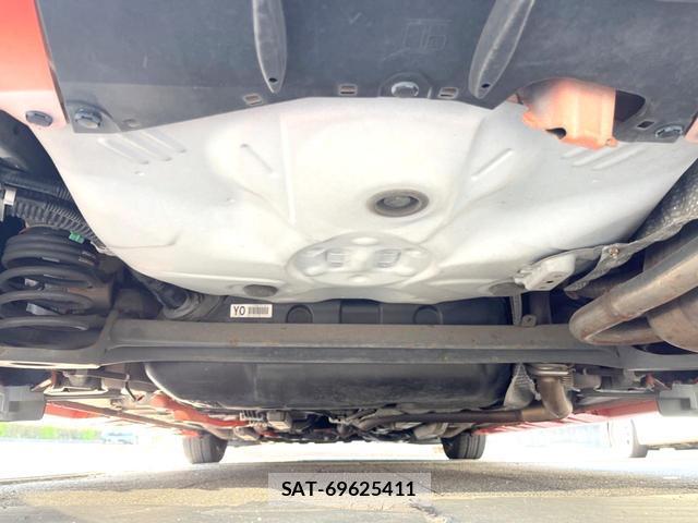 Toyota AQUA 2013-08 8362696-16